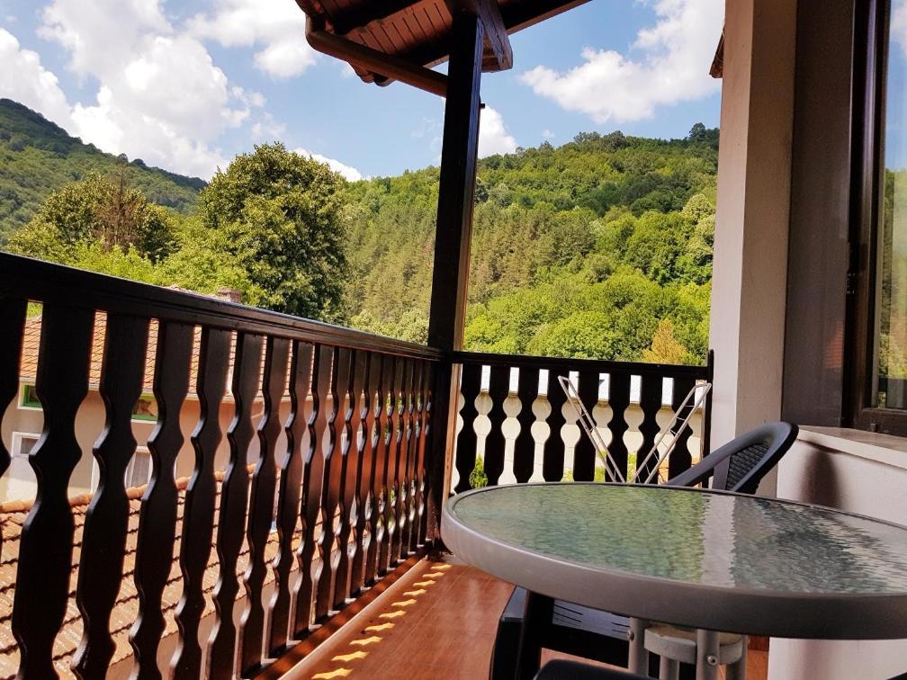 Family Hotel Chiflik Hills Quarto foto